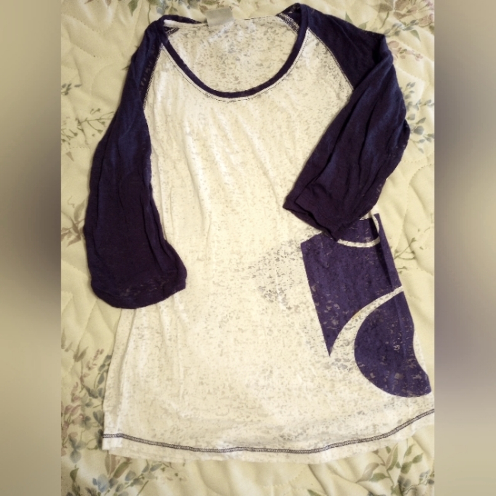 White and Royal Purple burnout baseball tee with KSU powercat